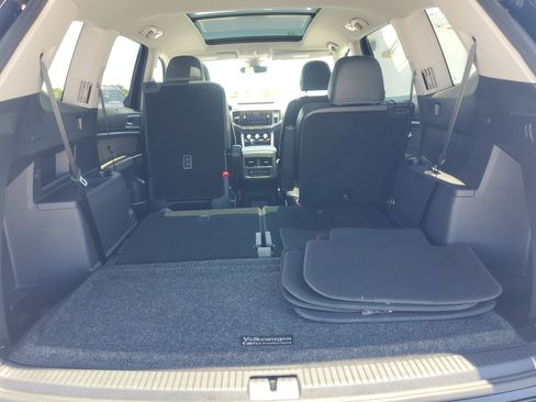 Used 2023 Volkswagen Atlas SEL AWD/4WD image 8