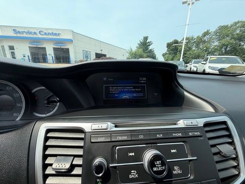 Used 2014 Honda Accord LX image 18
