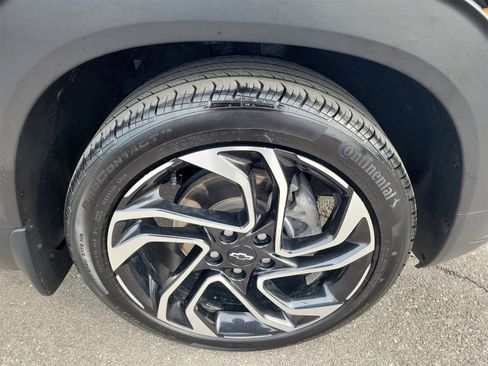 Used 2025 Chevrolet TrailBlazer RS w/ Convenience Package image 6