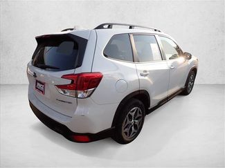 Certified 2023 Subaru Forester Premium AWD/4WD video 4