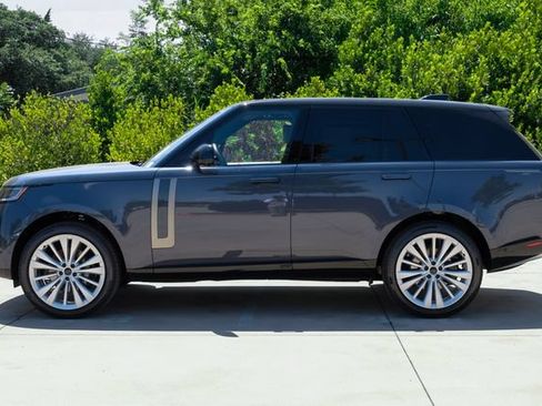 New 2026 Land Rover Range Rover SE AWD/4WD image 12