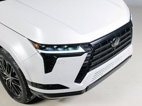 Used 2025 Lexus GX 550 550 Premium+ image 30