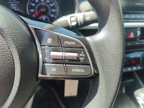 Used 2019 Kia Forte Sedan FWD image 18