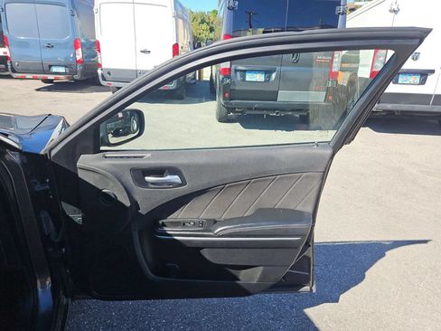 Used 2022 Dodge Charger SXT RWD image 21