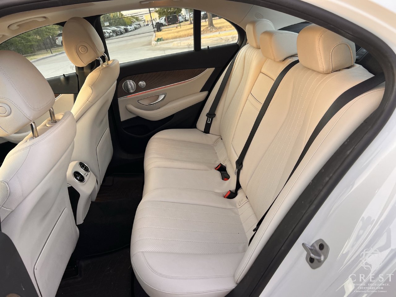 Used 2021 Mercedes-Benz E 350 4MATIC Sedan image 26