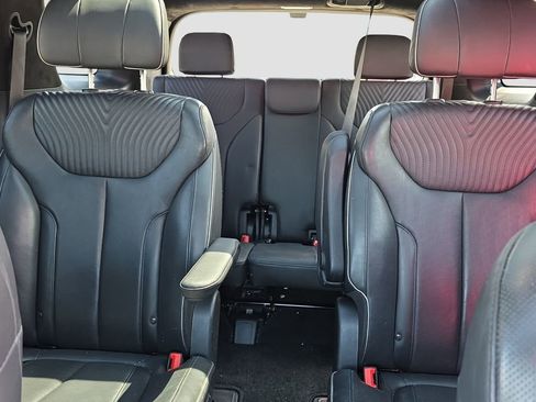 Used 2024 Hyundai Palisade Calligraphy AWD/4WD image 12