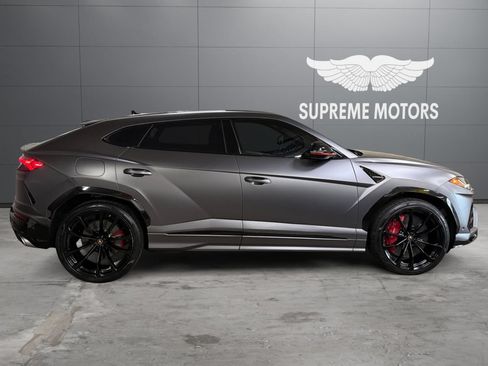 Used 2020 Lamborghini Urus AWD/4WD image 6