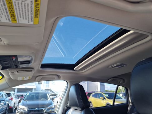 Used 2019 Subaru Crosstrek 2.0i Limited w/ Moonroof Package w/Navigation AWD/4WD image 18