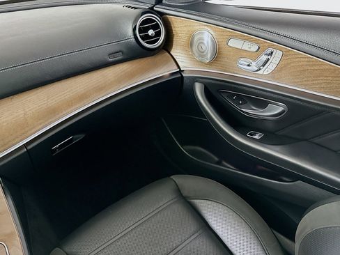 Used 2022 Mercedes-Benz E 53 AMG 4MATIC Sedan image 24