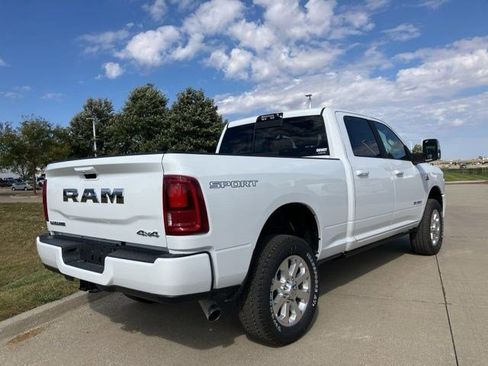 New 2026 RAM 2500 Laramie AWD/4WD image 6