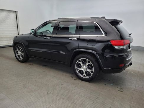 Used 2019 Jeep Grand Cherokee Overland image 3