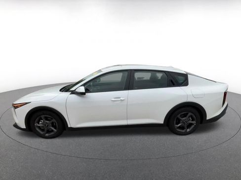 Used 2026 Kia K4 FWD image 7