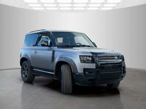 Used 2023 Land Rover Defender 90 X AWD/4WD image 3