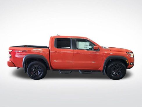 New 2025 Nissan Frontier PRO-4X image 2