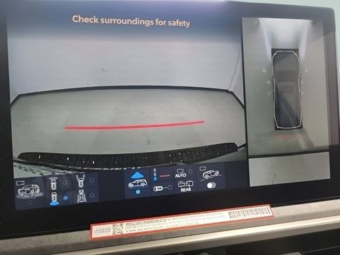 Used 2025 Toyota 4Runner Trailhunter image 3