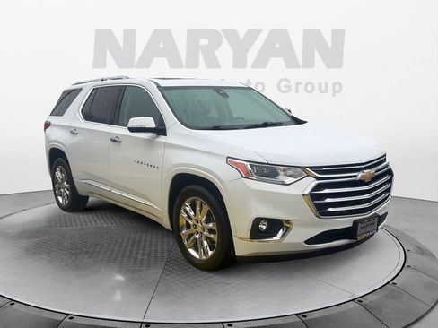 Used 2019 Chevrolet Traverse High Country image 1