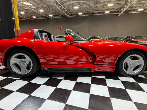 Used 1992 Dodge Viper RT/10 image 11