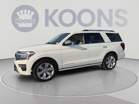Used 2024 Ford Expedition Platinum AWD/4WD image 7