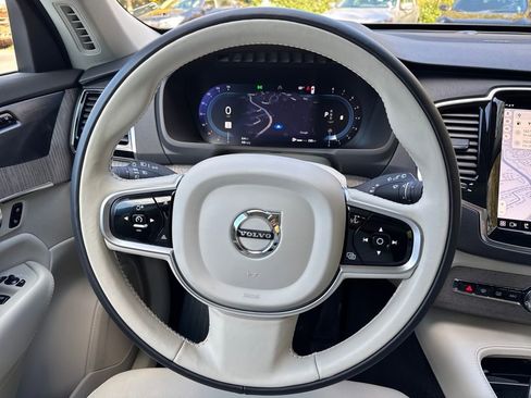 Used 2023 Volvo XC90 B6 Plus w/ Protection Package Premier image 14