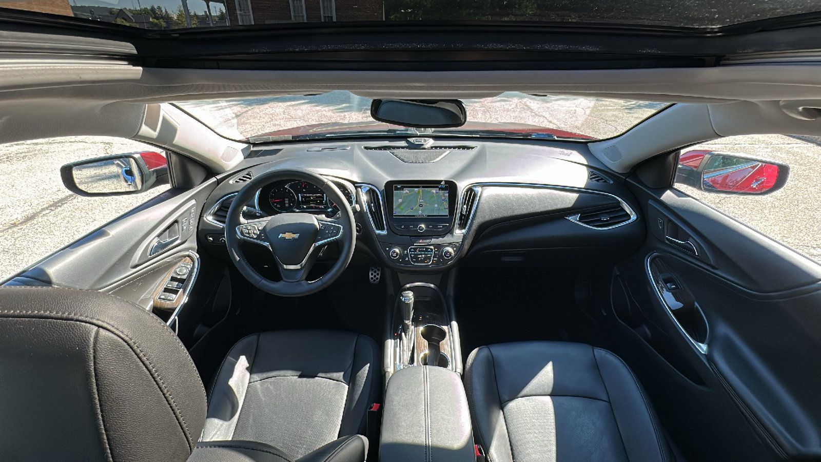 Used 2016 Chevrolet Malibu Premier w/ Driver Confidence Package II FWD image 27