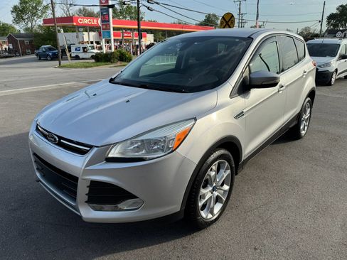 Used 2013 Ford Escape SEL w/ Class II Trailer Tow Pkg image 3