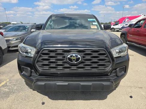 Used 2023 Toyota Tacoma SR image 3