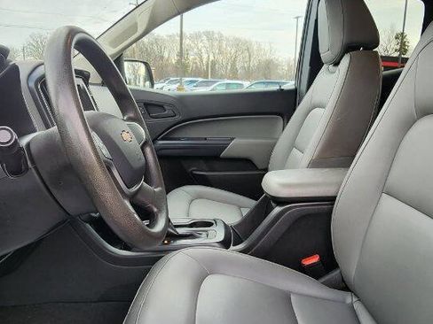 Used 2020 Chevrolet Colorado W/T w/ WT Convenience Package image 12