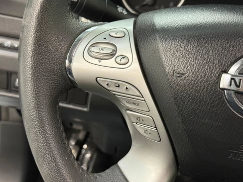Used 2016 Nissan Murano SV image 27