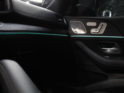 Used 2025 Mercedes-Benz GLS 63 AMG 4MATIC image 74