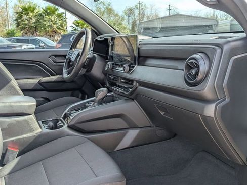 Certified 2024 Chevrolet Colorado Trail Boss w/ Technology Package image 24