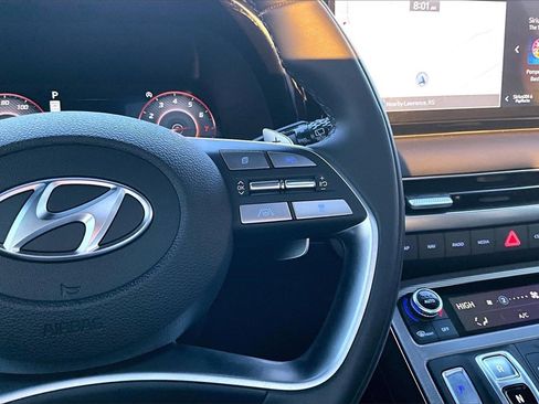 Used 2024 Hyundai Palisade Calligraphy image 19