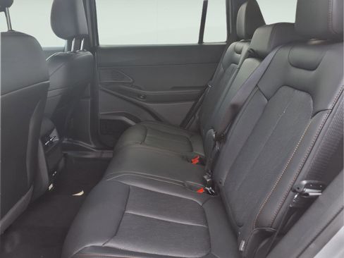 New 2026 Jeep Cherokee Overland image 11