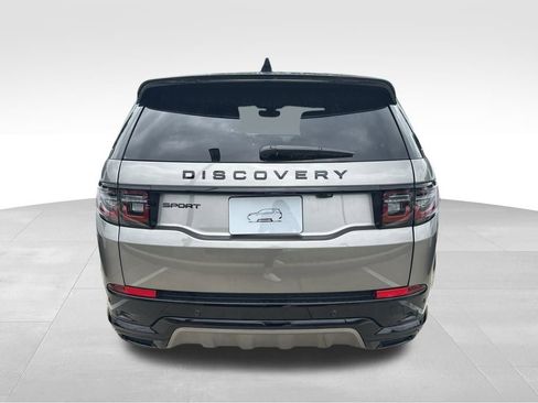 New 2025 Land Rover Discovery Sport Dynamic SE image 24