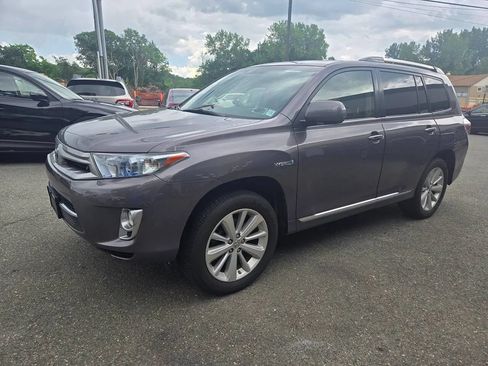 Used 2013 Toyota Highlander Limited AWD/4WD image 14
