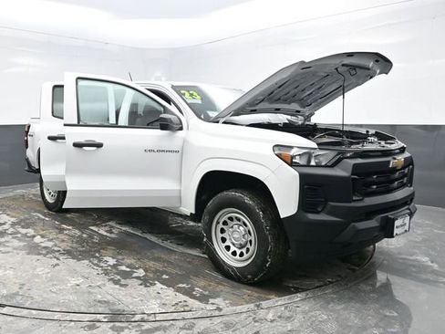 Used 2023 Chevrolet Colorado W/T w/ Advanced Trailering Package image 39