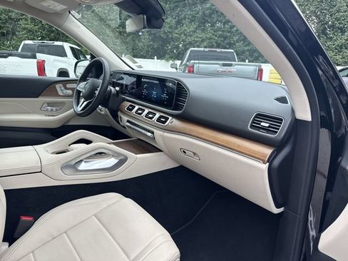 Used 2022 Mercedes-Benz GLE 350 4MATIC image 30
