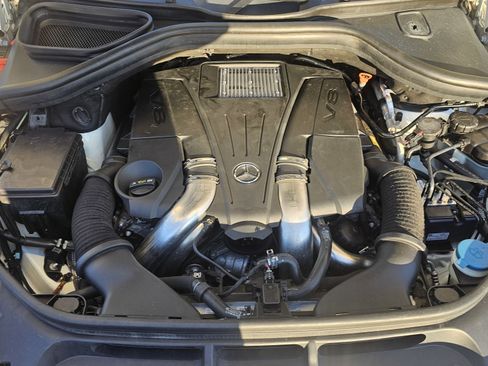 Used 2013 Mercedes-Benz GL 450 4MATIC w/ Premium 2 Pkg image 18