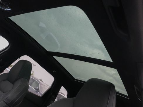 Used 2025 Audi SQ7 Premium Plus AWD/4WD image 14