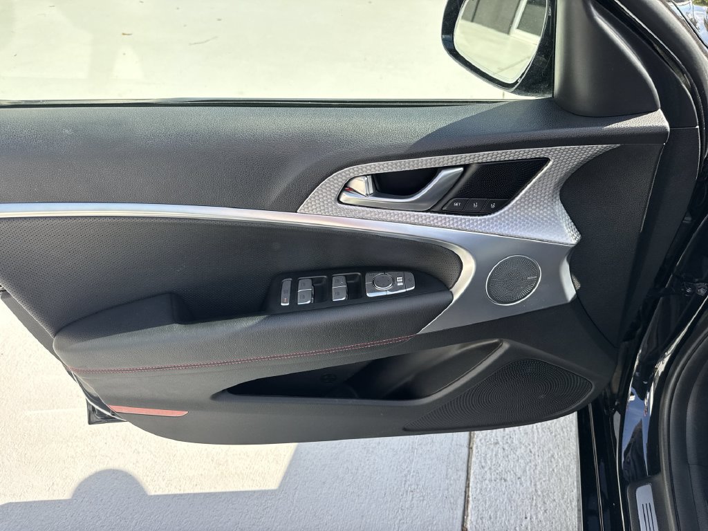 Used 2023 Genesis G70 2.0T w/ Sport Prestige Package AWD/4WD image 39