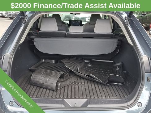Used 2022 Toyota Venza LE AWD/4WD image 28