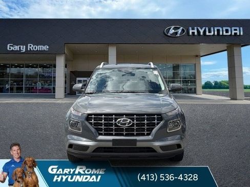 Used 2023 Hyundai Venue SEL FWD image 10