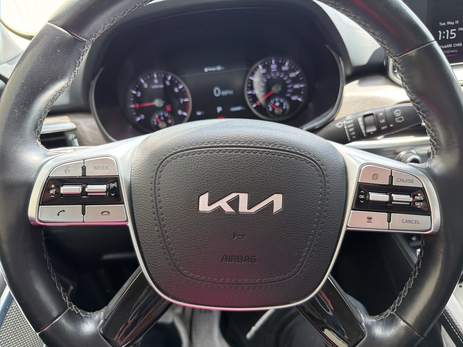 Used 2022 Kia Telluride SX w/ Nightfall Edition Package AWD/4WD image 19