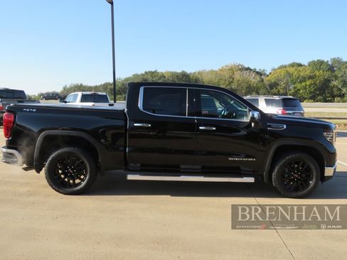 Used 2024 GMC Sierra 1500 SLT image 7