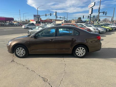 Used 2014 Volkswagen Jetta S image 6