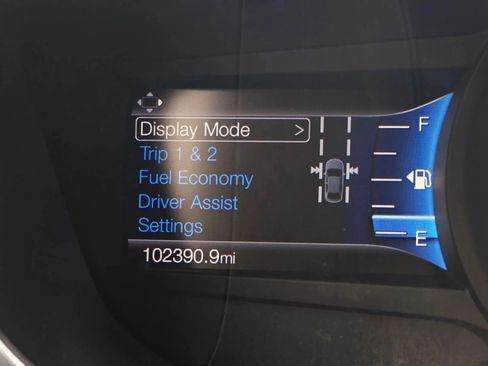 Used 2020 Ford Fusion SE AWD/4WD image 23