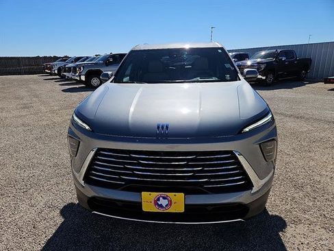 New 2026 Buick Enclave Preferred w/ Power Package image 8