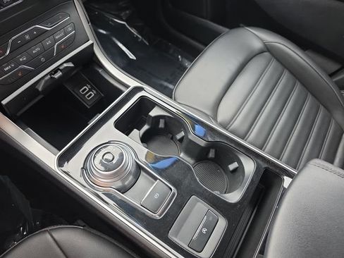 Used 2020 Ford Edge SEL w/ Convenience Package AWD/4WD image 25