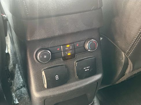 Used 2019 Ford Explorer Limited w/ Ford Safe & Smart Package AWD/4WD image 27