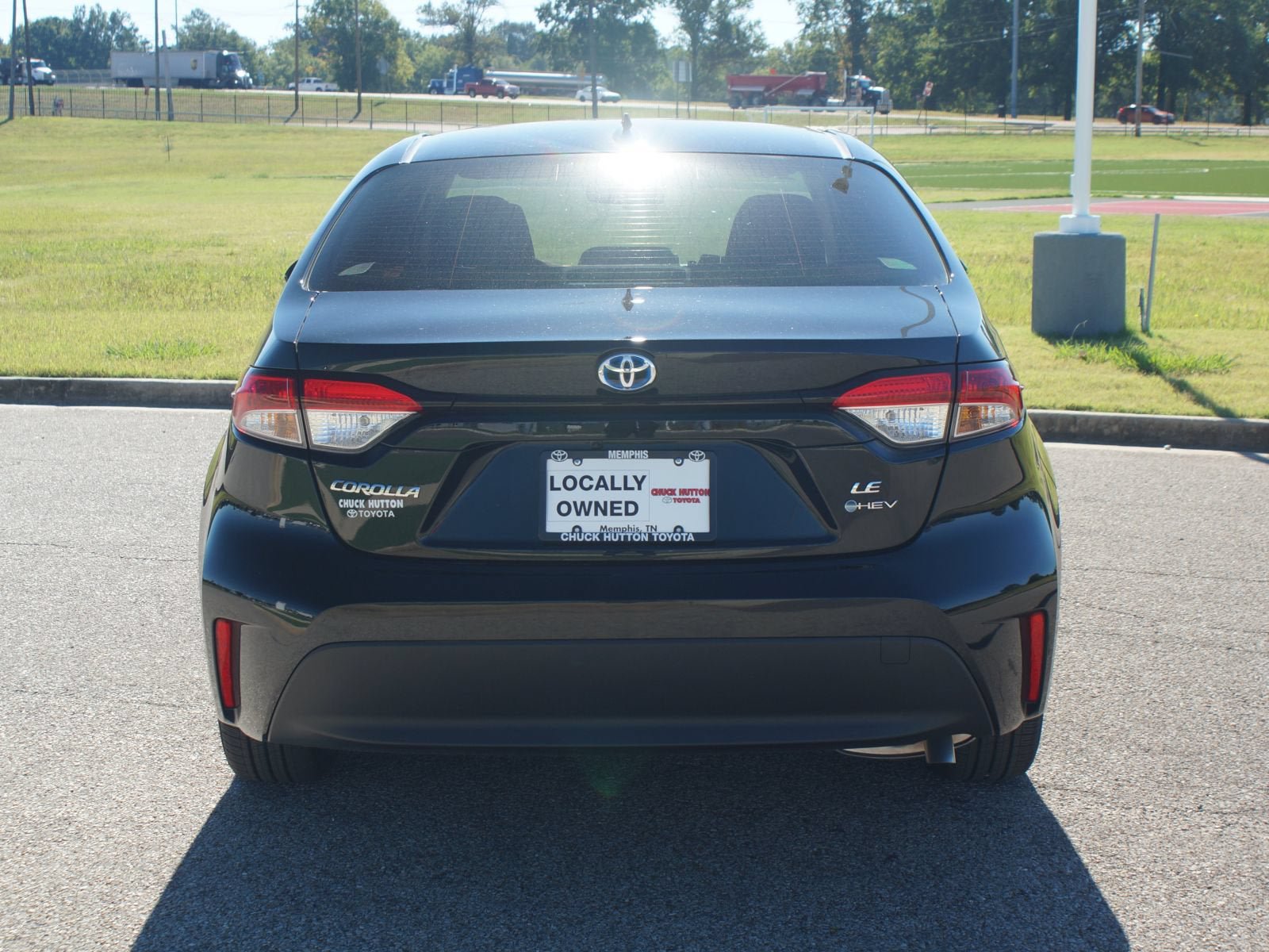 Used 2025 Toyota Corolla LE FWD image 3