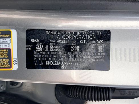 Used 2023 Kia Soul LX w/ Option Group 015 FWD image 36